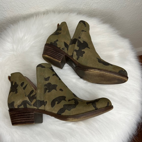 Lucky Brand Bebhina Camo Print Bootie 7 NEW - Picture 3 of 8
